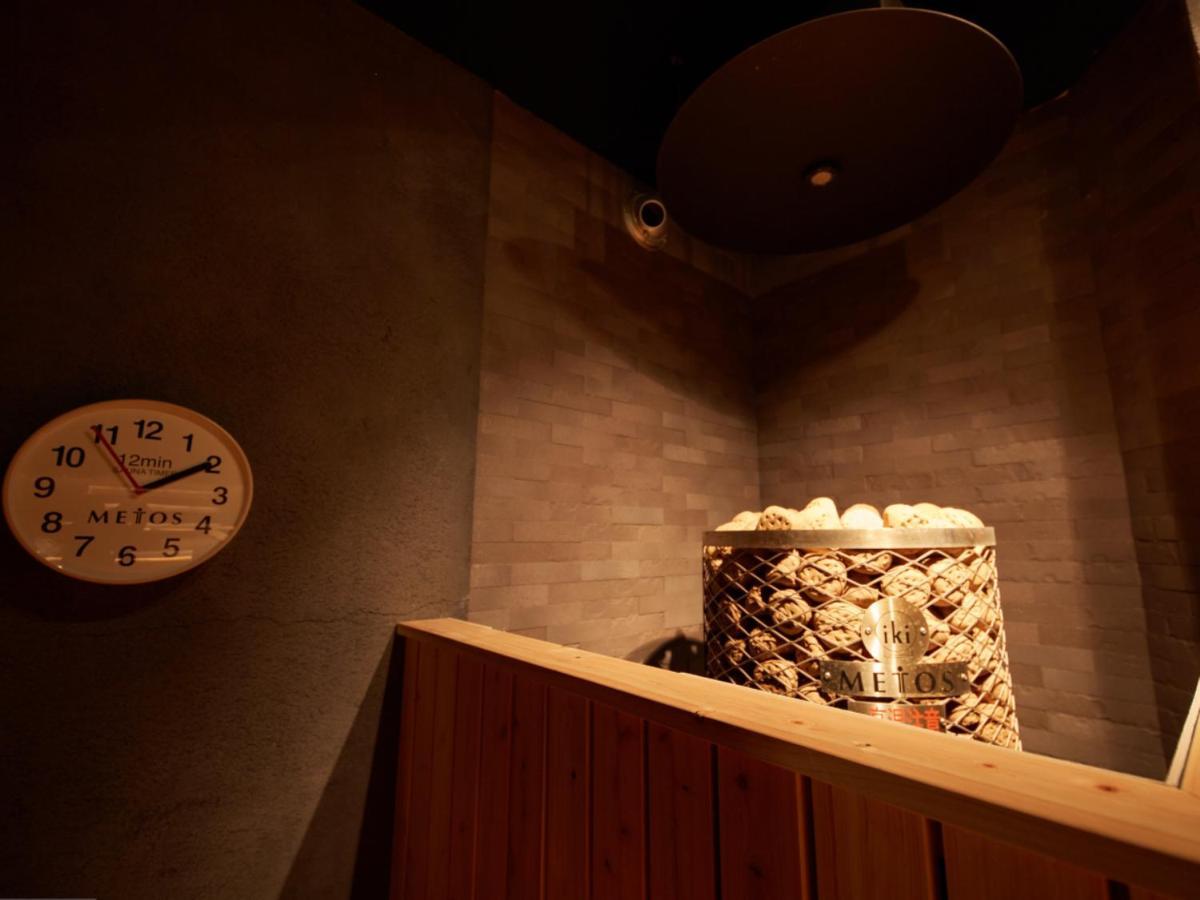 Rembrandt Cabin & Spa Shimbashi - Caters To Men Tokyo Exterior photo
