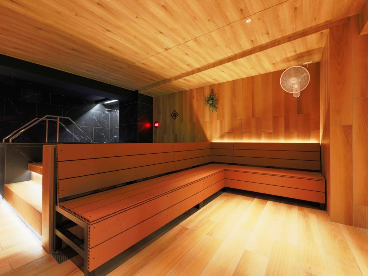 Rembrandt Cabin & Spa Shimbashi - Caters To Men Tokyo Exterior photo